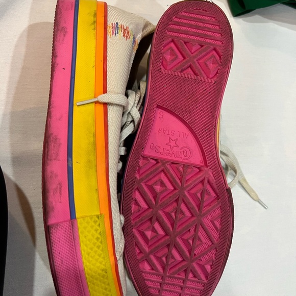Chunky colorful low top converse!! - Picture 3 of 4
